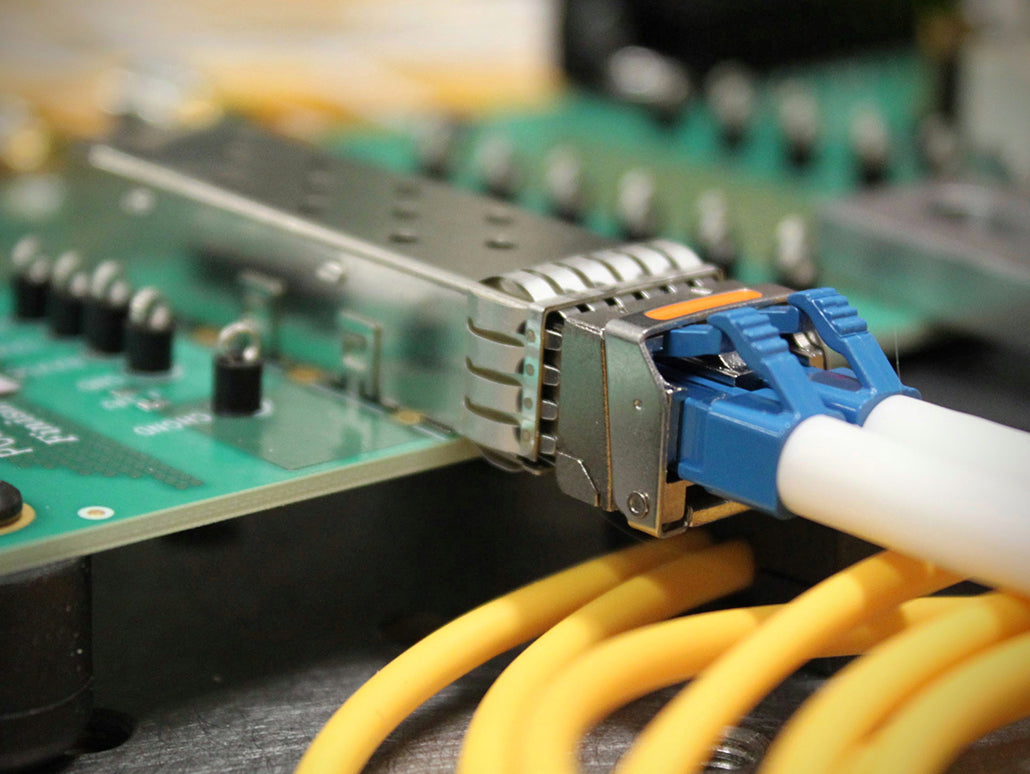 SFP+/QSFP+ Cables & Transceivers