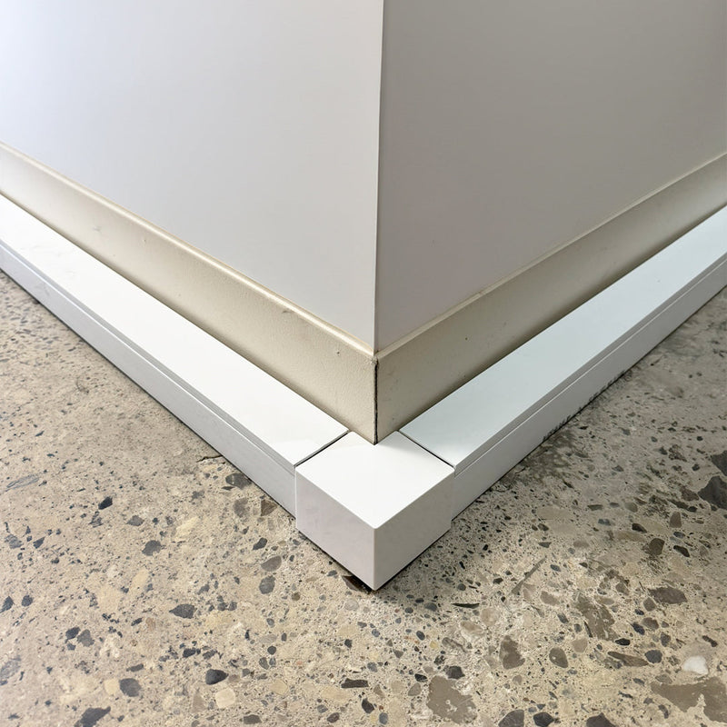 Outside Corner for 50mm x 50mm Raceway - White